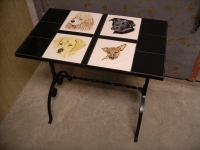 tanias-pets-tile-table